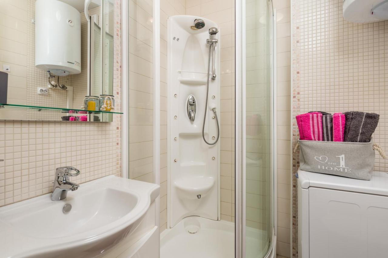 Apartment Maja With Free Private Parking And Lovely Sea View Terrace