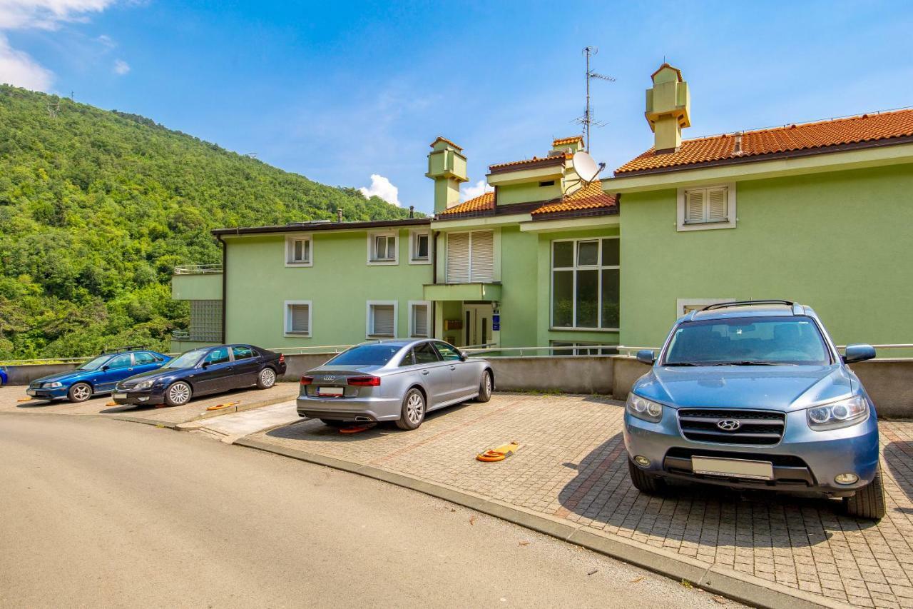 Maja With Free Private Parking And Lovely Sea View Terrace Apartment Opatija